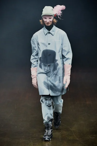 Look 23